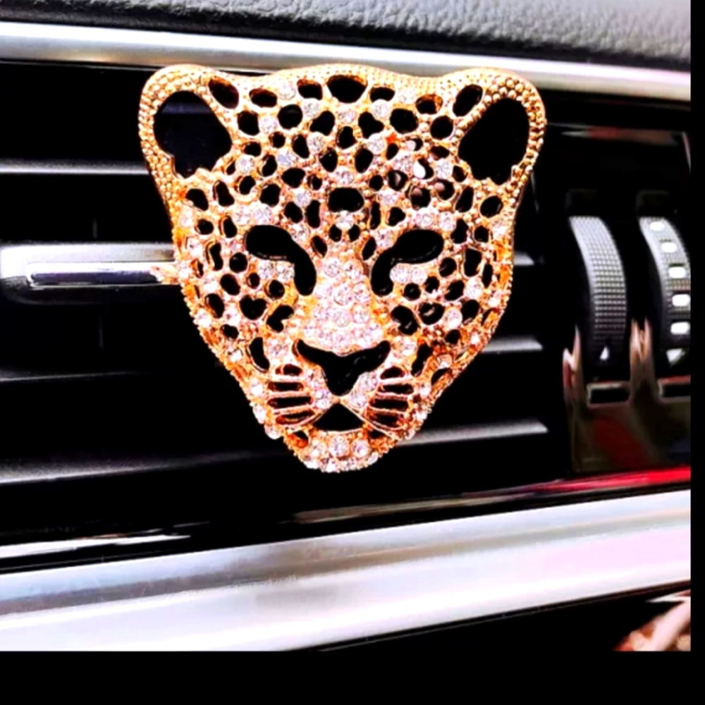 NWT. Stylish tiger Air Purifiers. Car/home. Silver/Gold